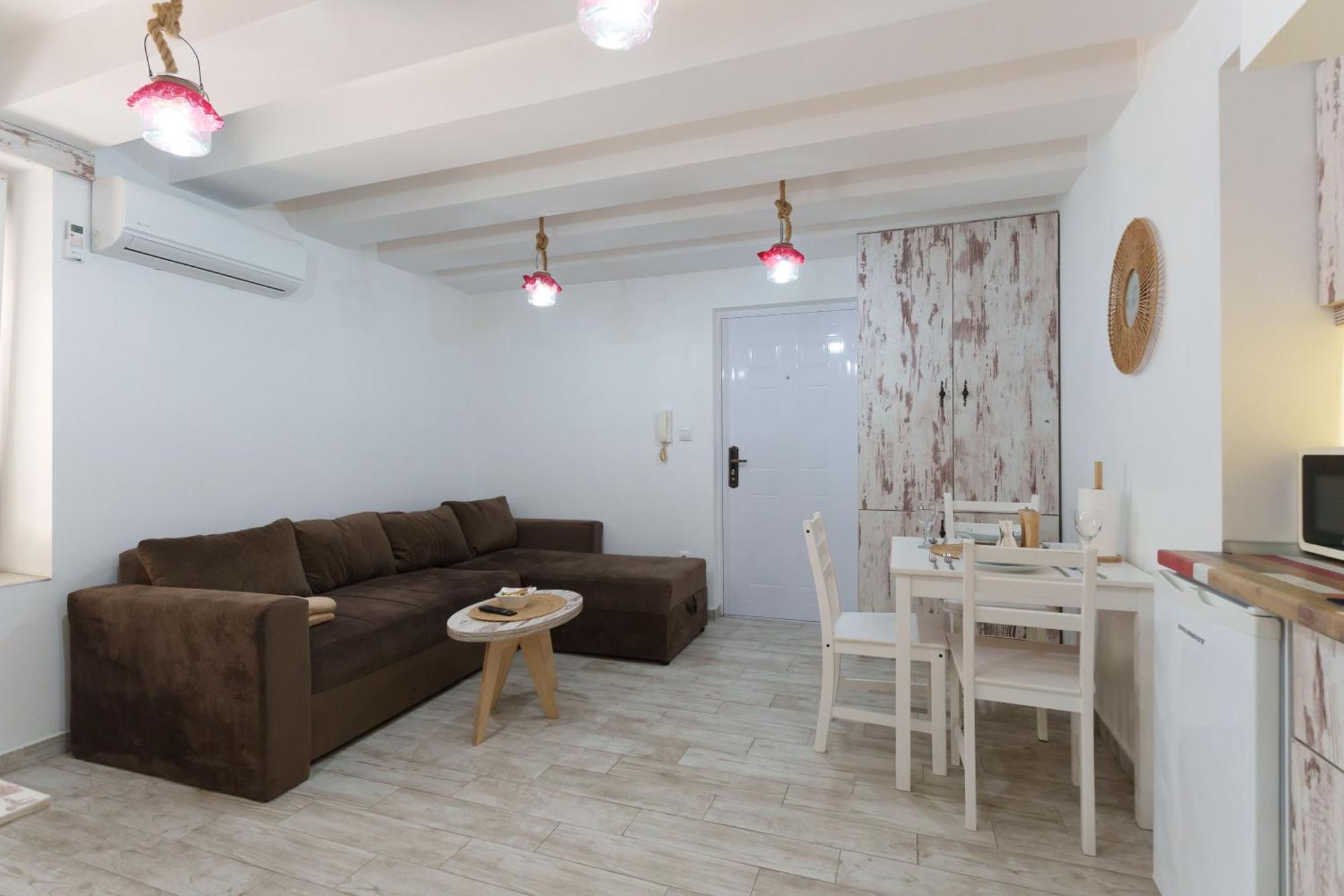 Ferienwohnung Lara Free Parking Skadarlija Belgrad Exterior foto