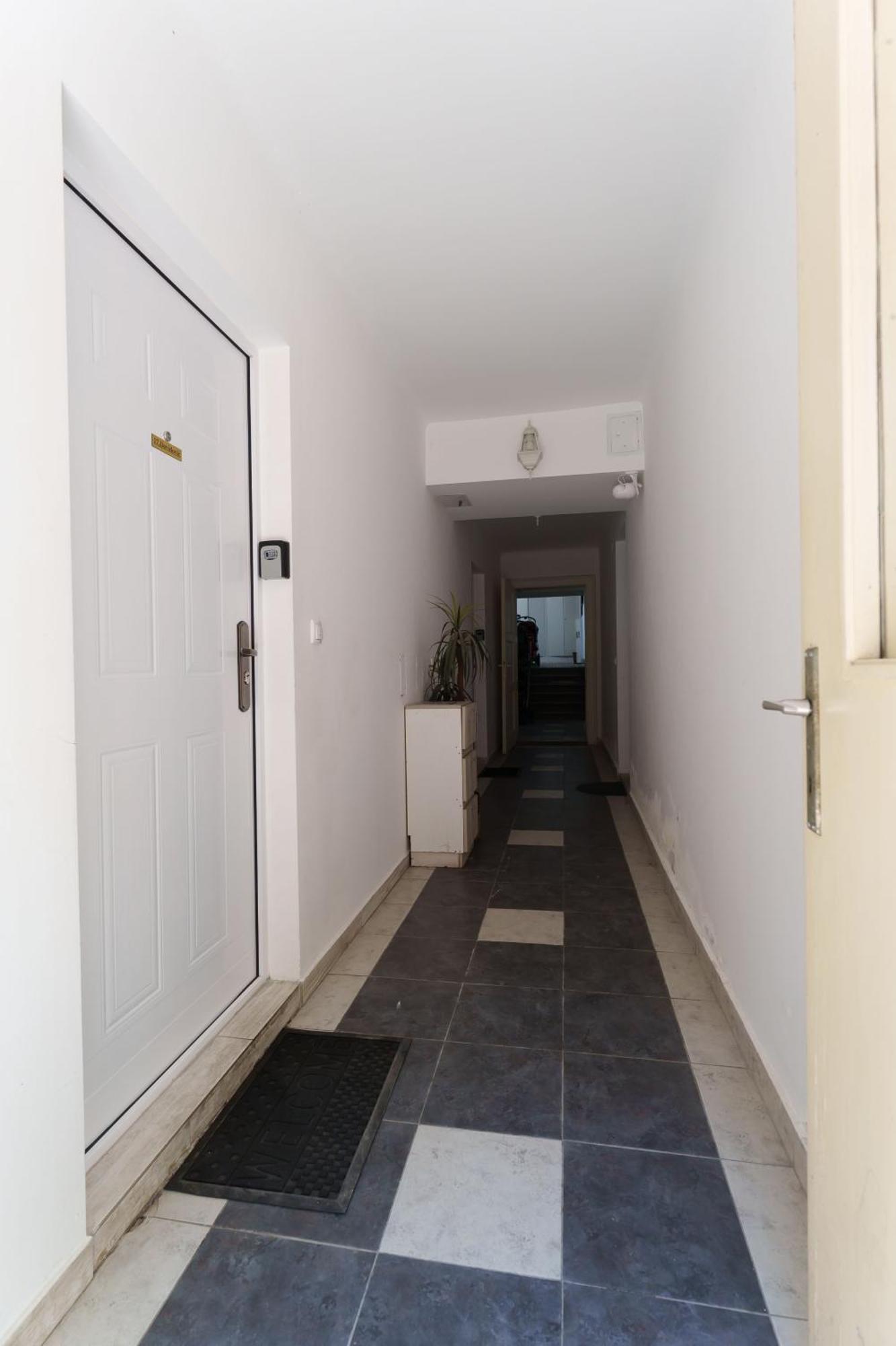 Ferienwohnung Lara Free Parking Skadarlija Belgrad Exterior foto
